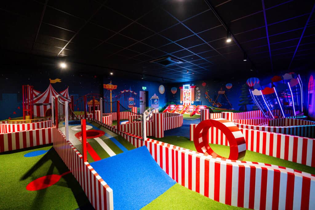 Fairground Indoor Golf